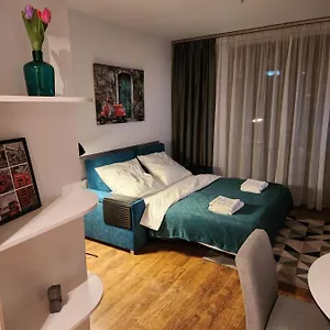 Apartament Sloneczny Spire, Warszawa