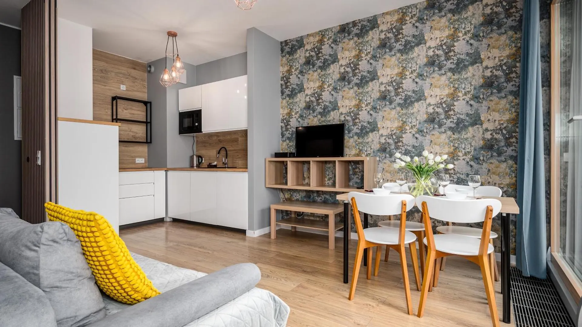 Apartamenty Sun & Snow 19 Dzielnica With Free Parking Warsaw Apartment